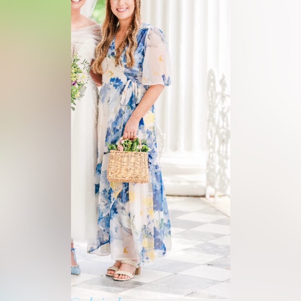 Hope & Ivy Floral Blue Yellow and White Maxi Dress